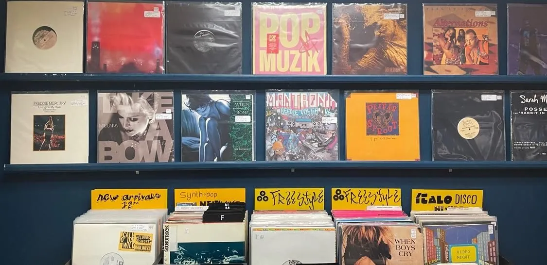 Store Image