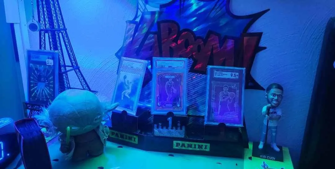 Store Image