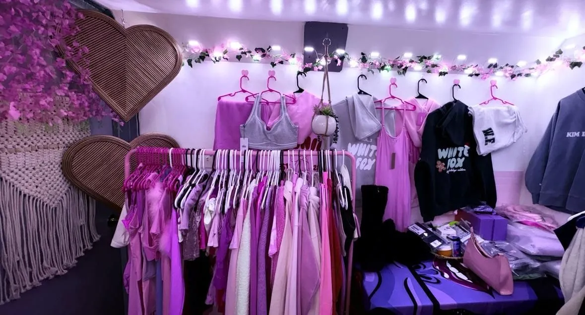 Store Image