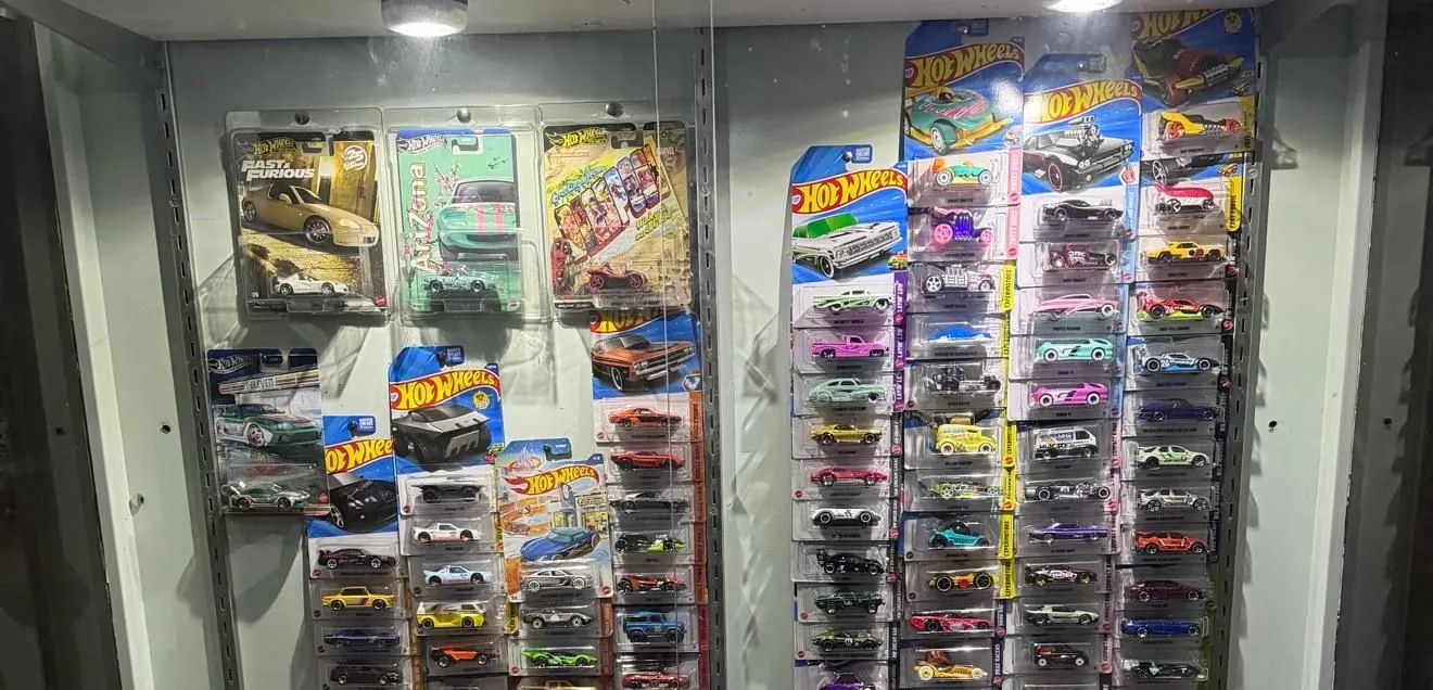 Store Image