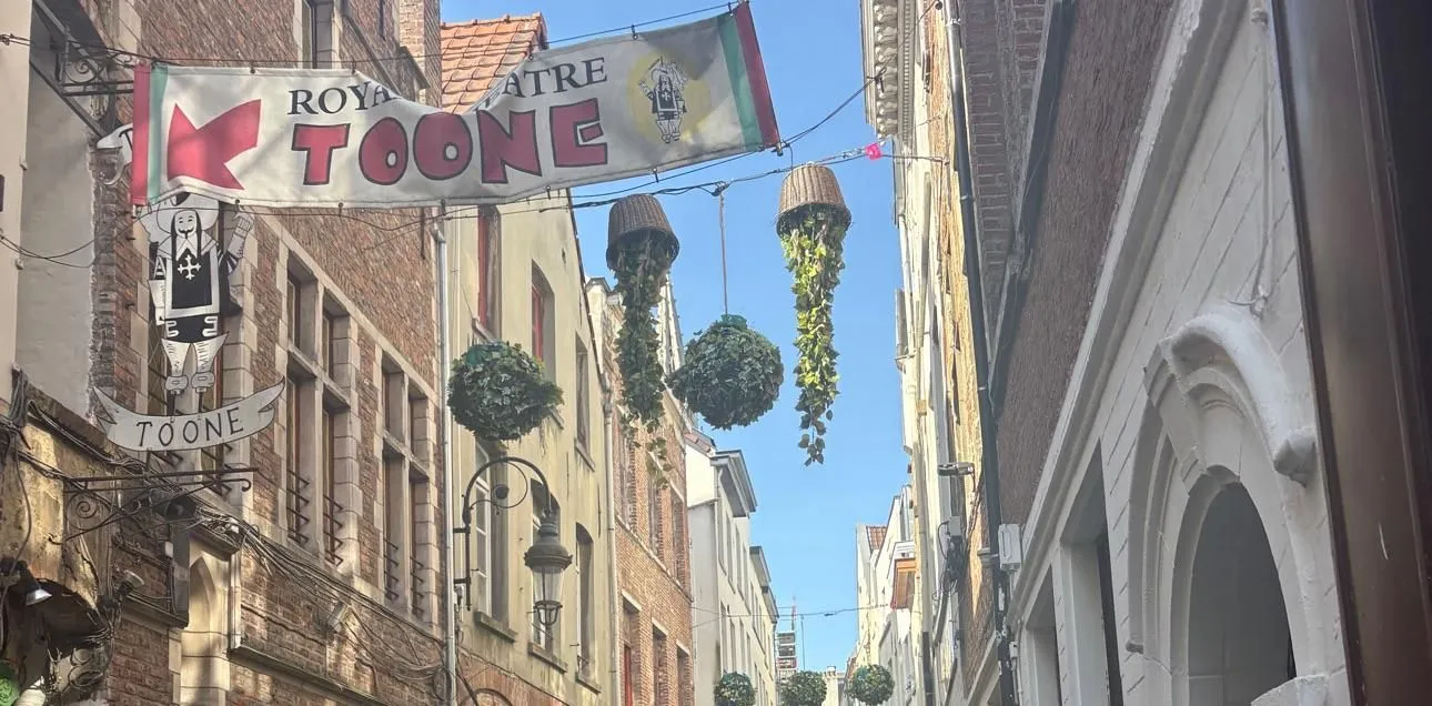 Store Image