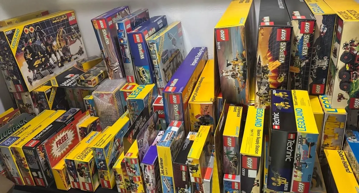 Store Image