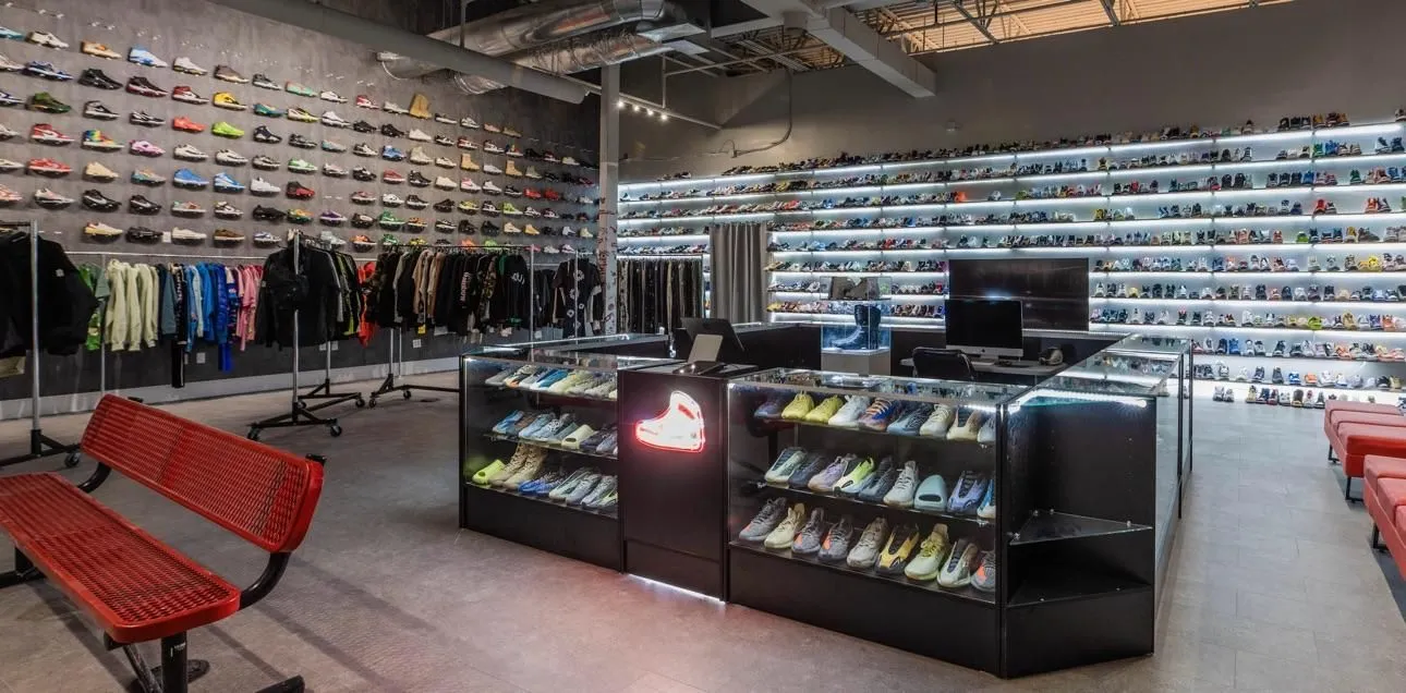 Store Image