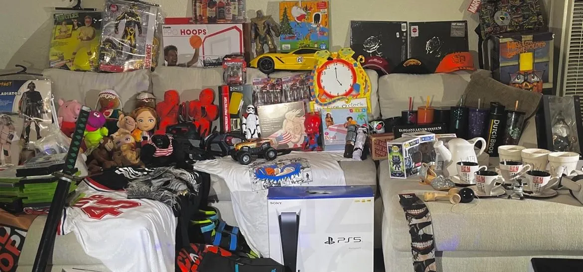 Store Image