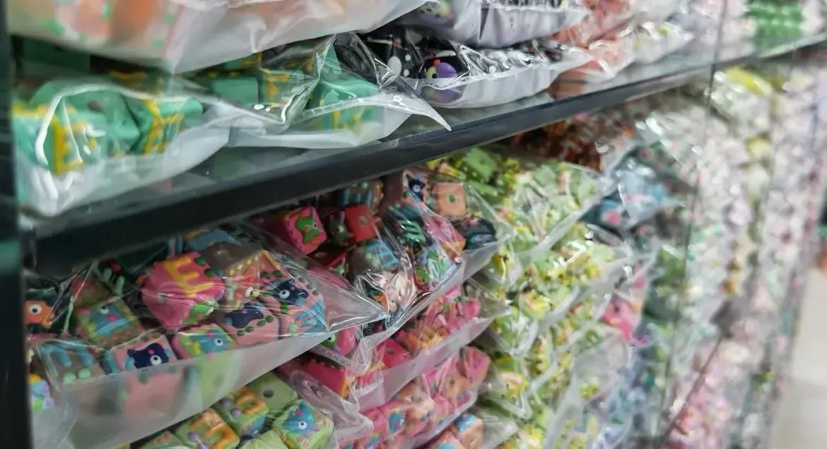 Store Image
