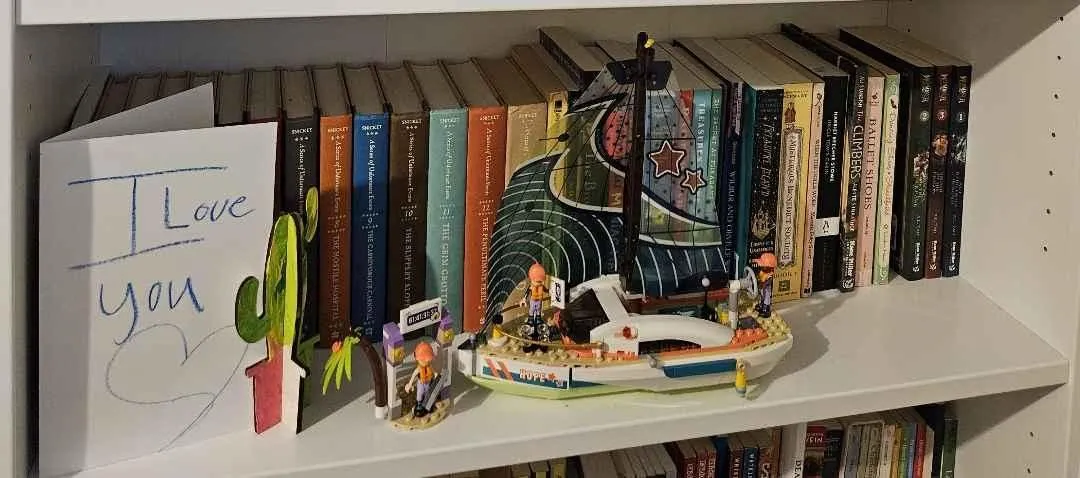 Store Image
