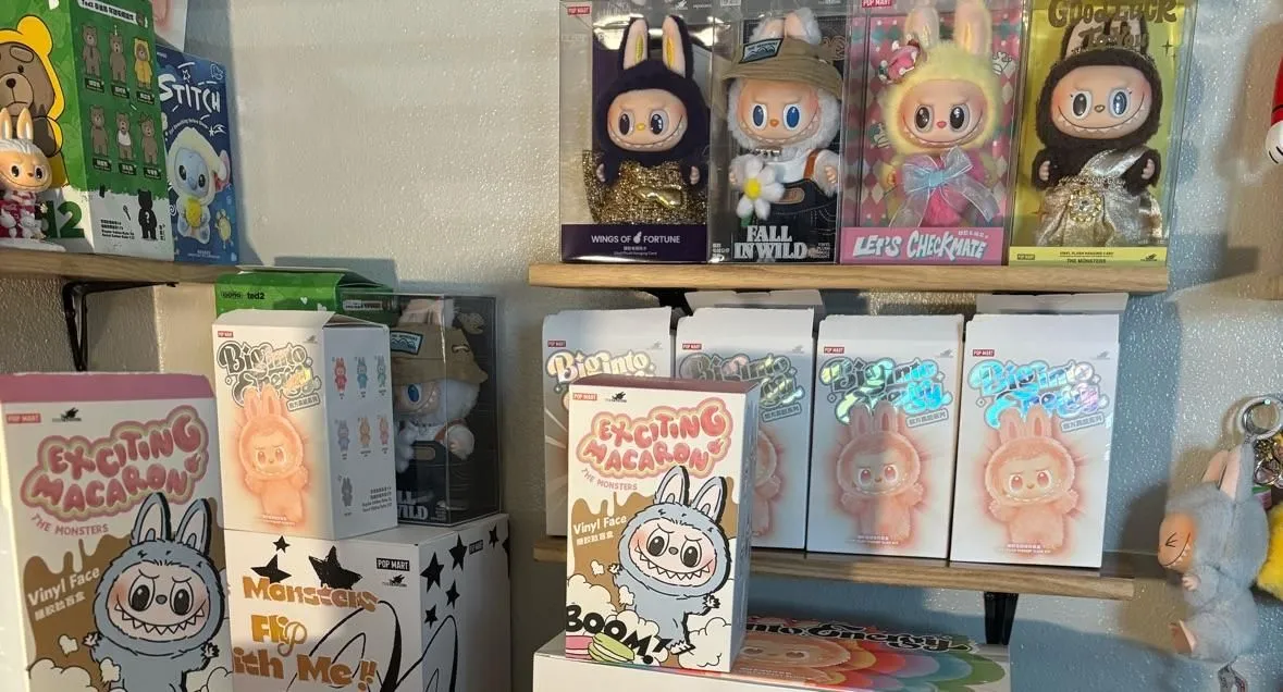 Store Image