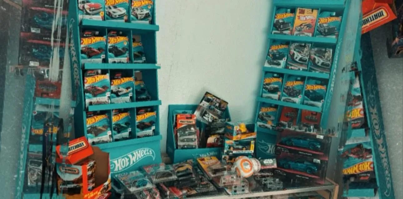 Store Image