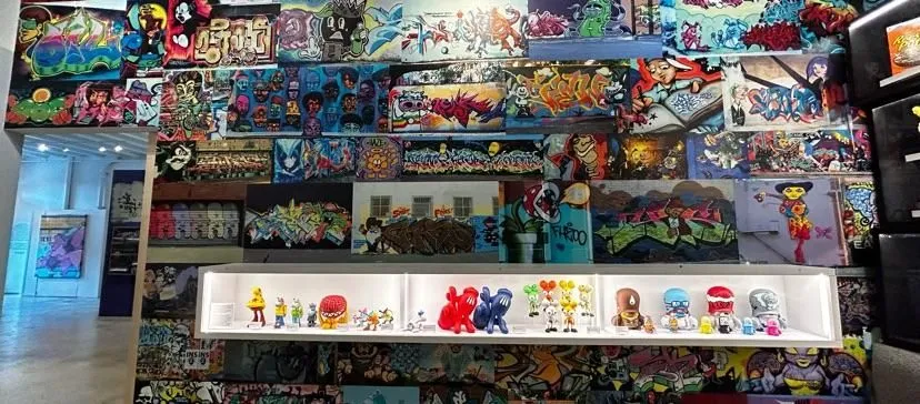 Store Image