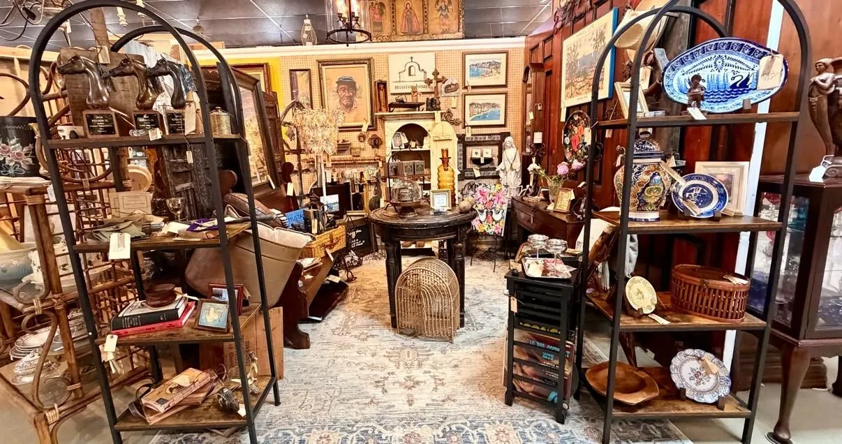 Store Image