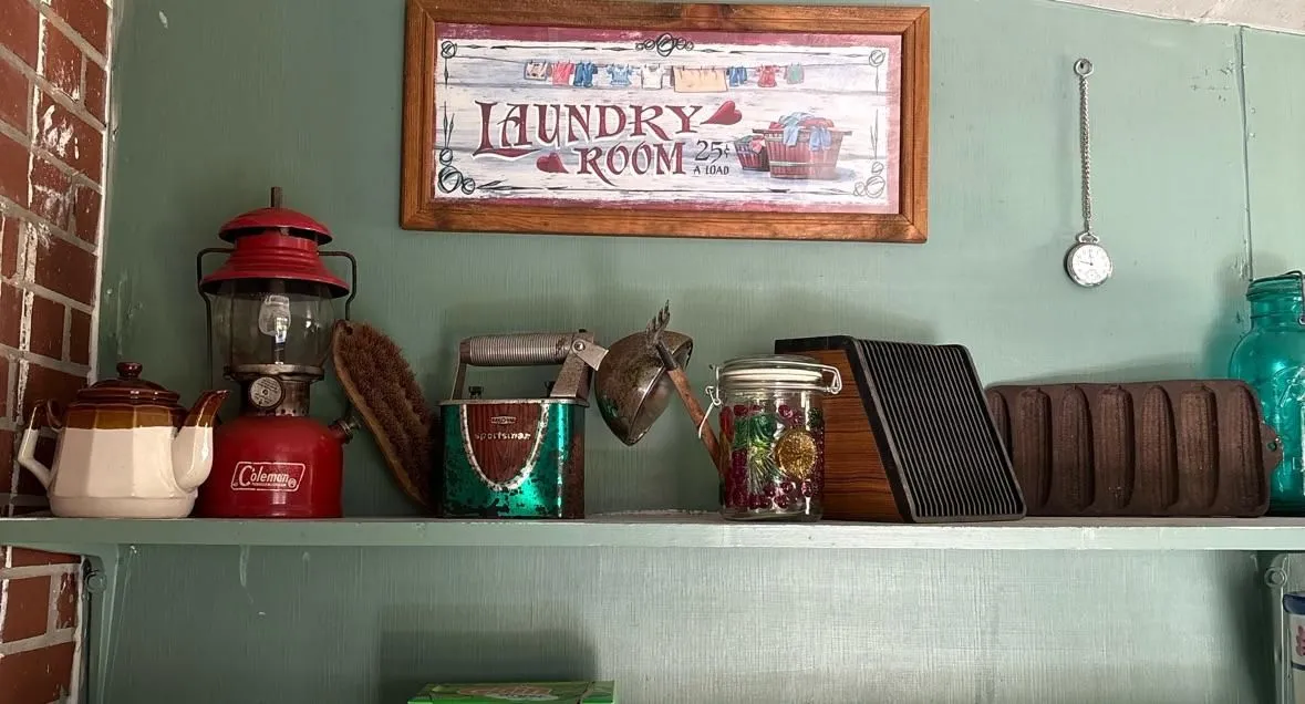 Store Image