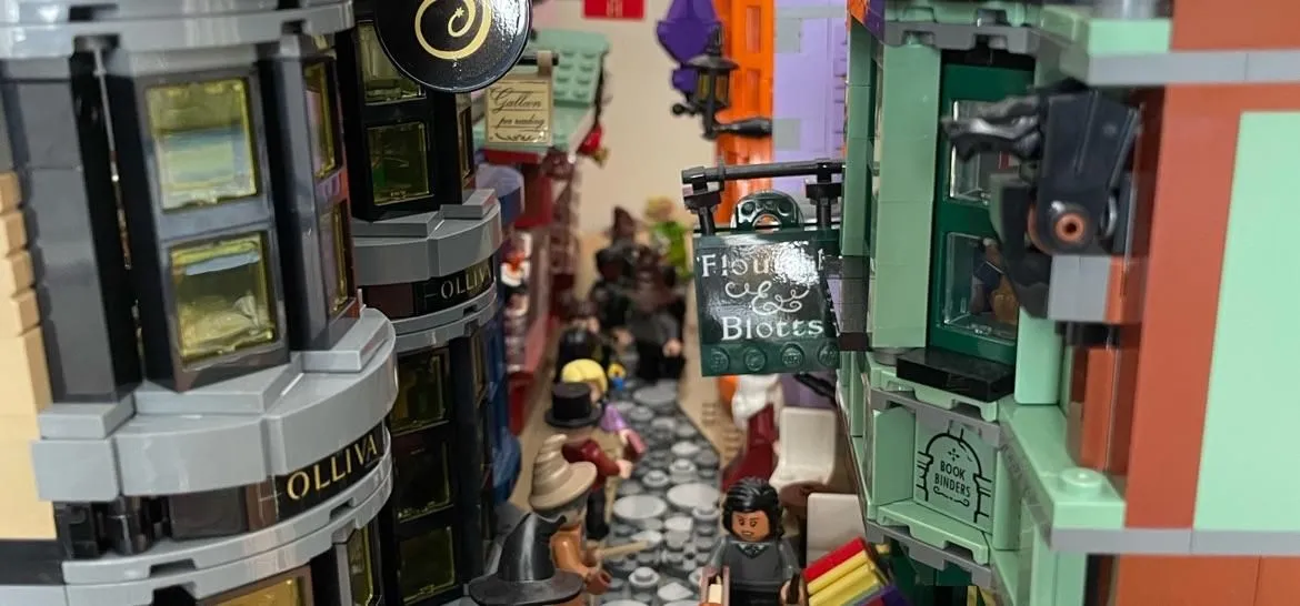 Store Image