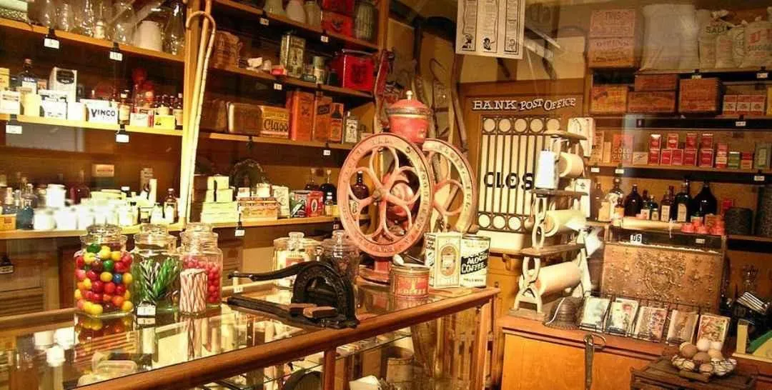 Store Image