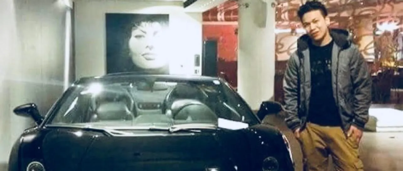 Store Image