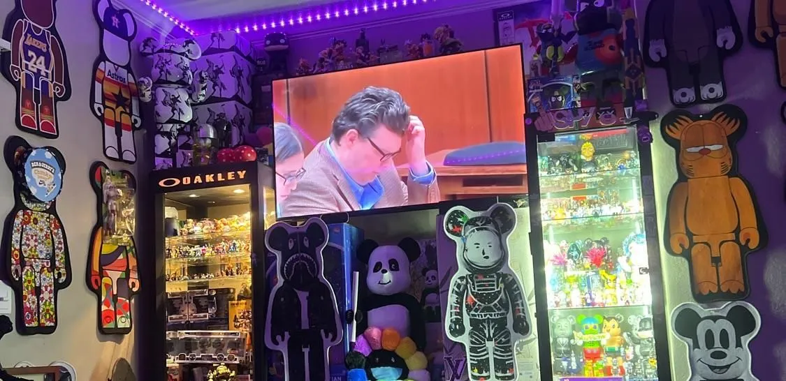 Store Image