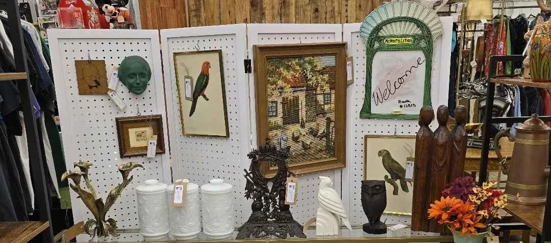 Store Image
