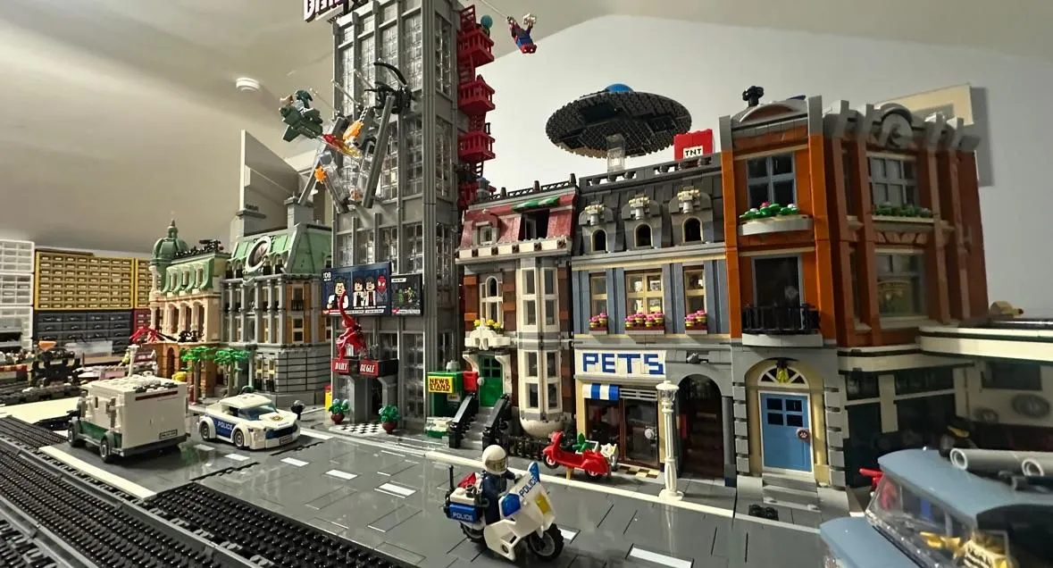 Store Image