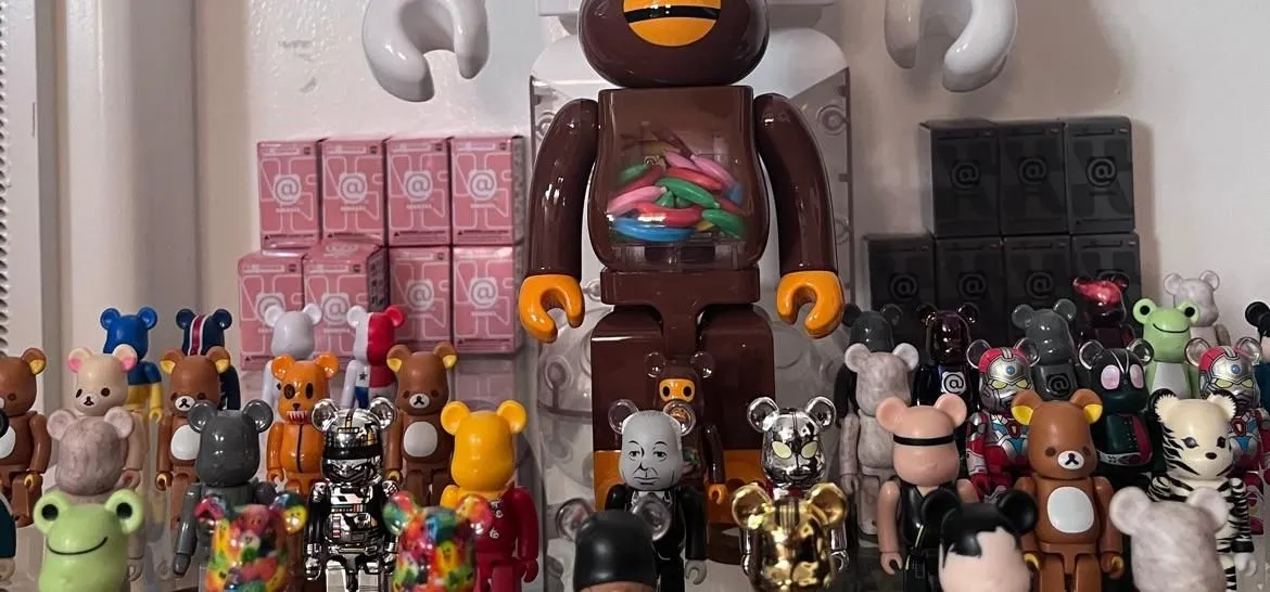 Store Image