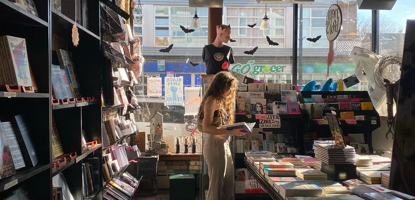 Store Image