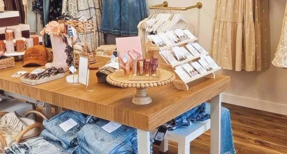 Store Image