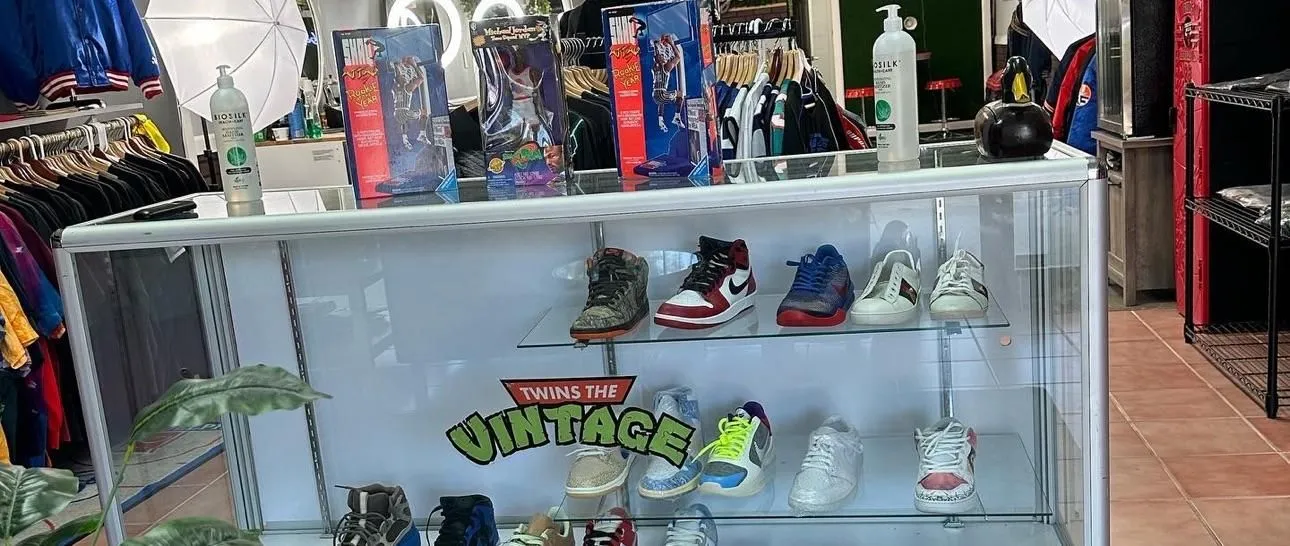 Store Image