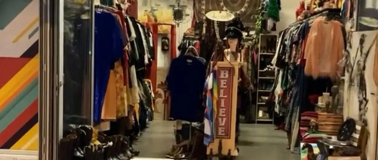 Store Image