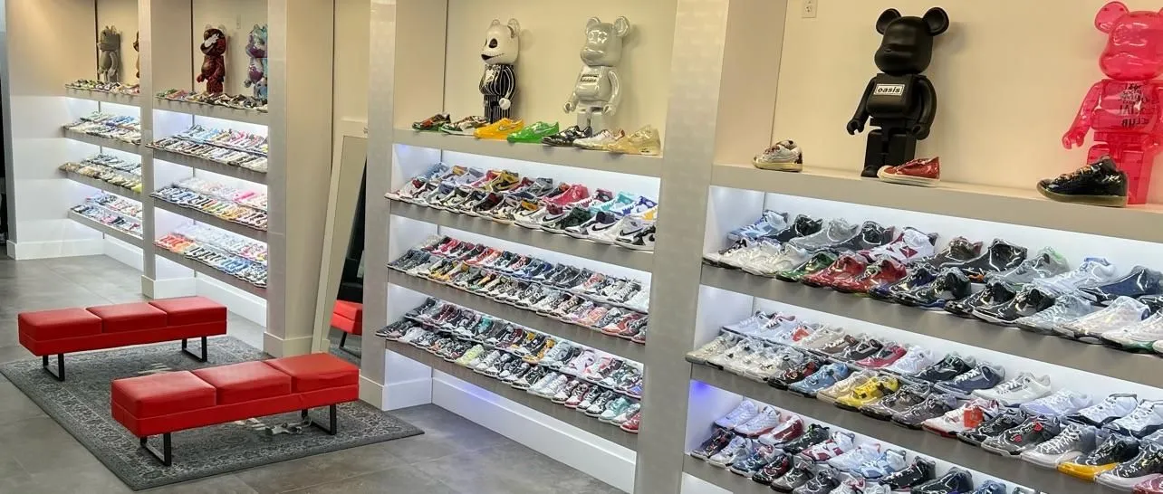 Store Image
