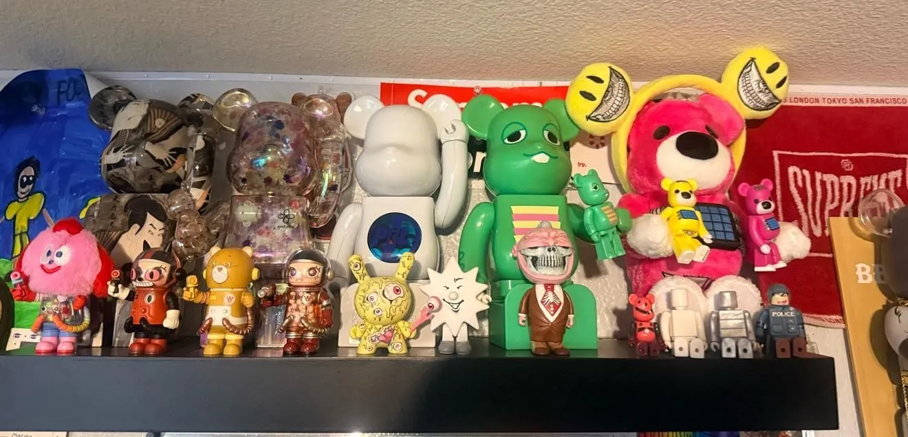 Store Image