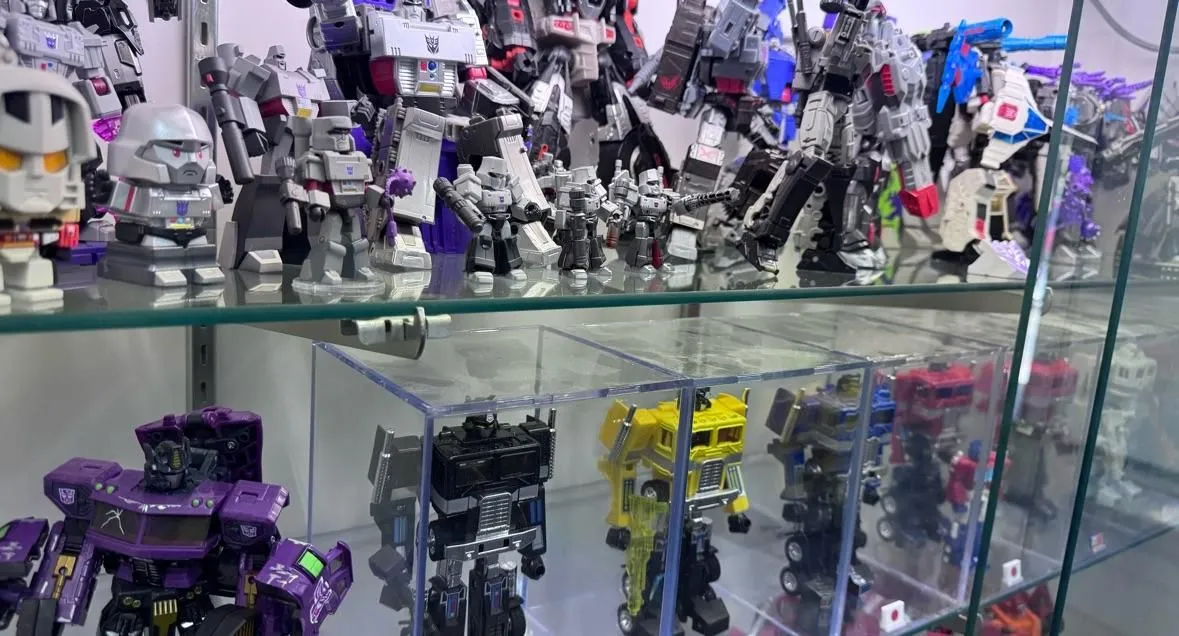 Store Image