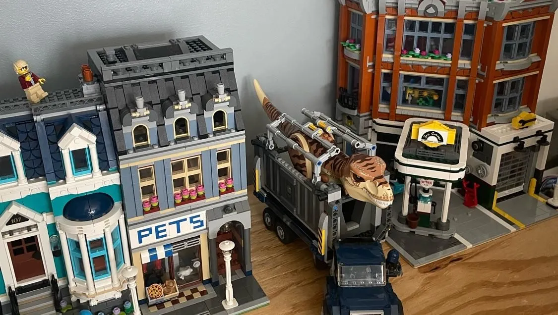Store Image