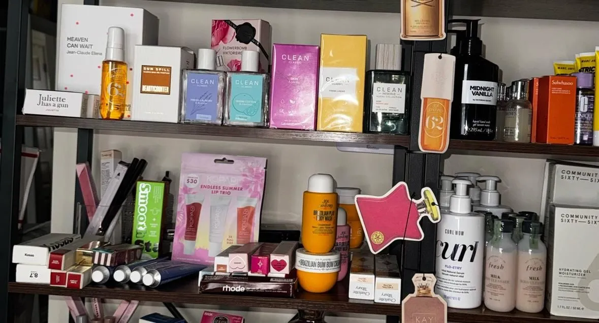 Store Image