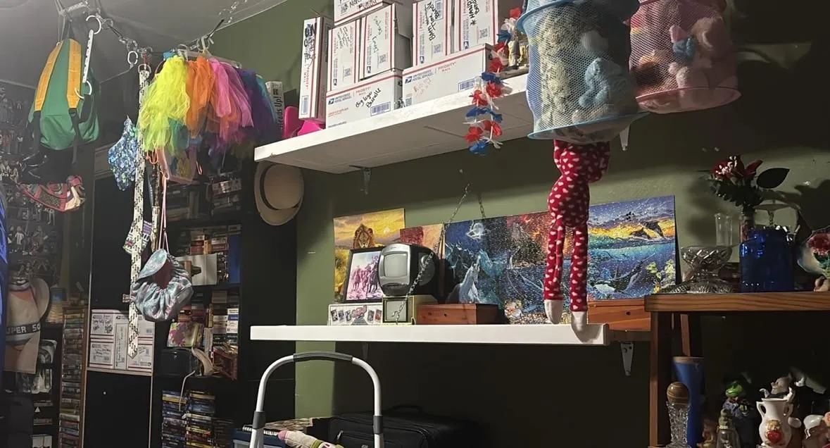 Store Image