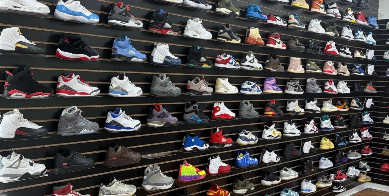 Store Image