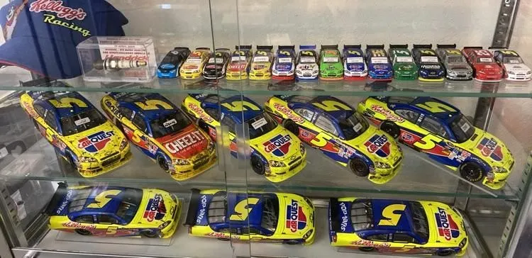 Store Image