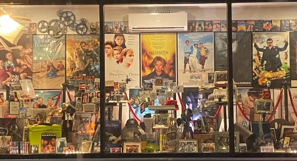 Store Image
