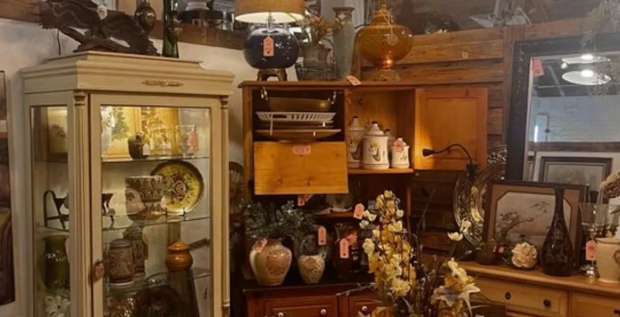 Store Image