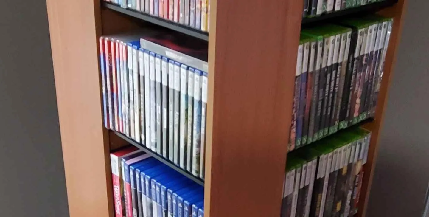 Store Image