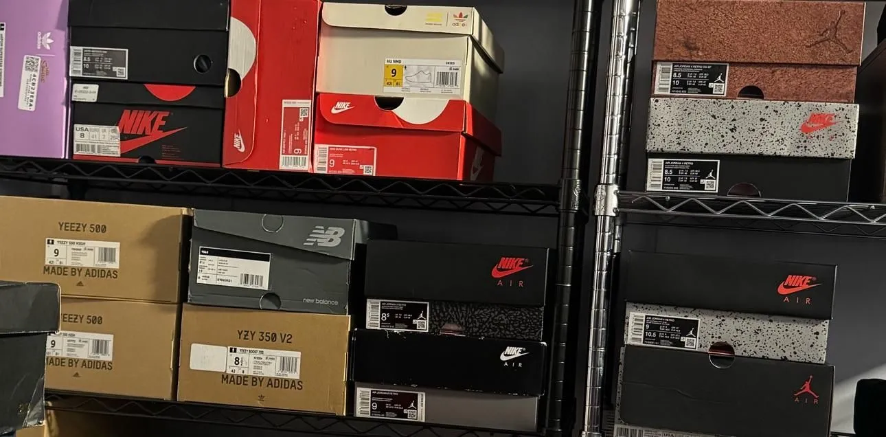 Store Image