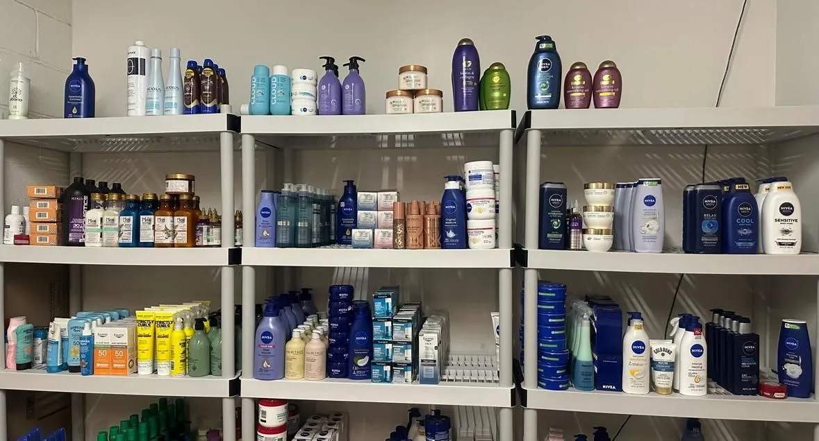 Store Image