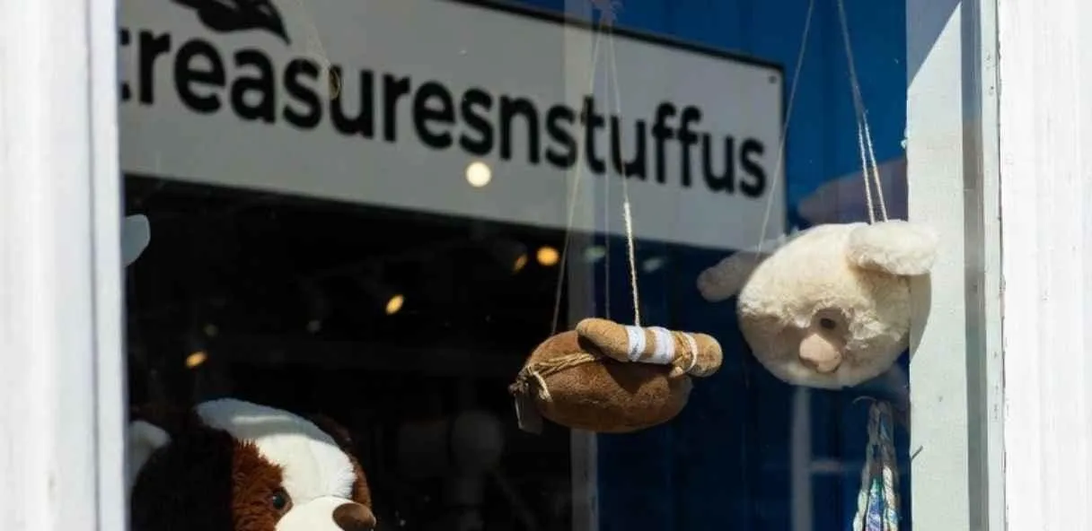 Store Image