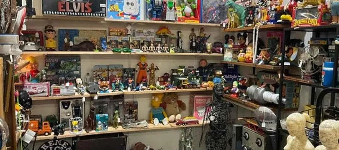 Store Image