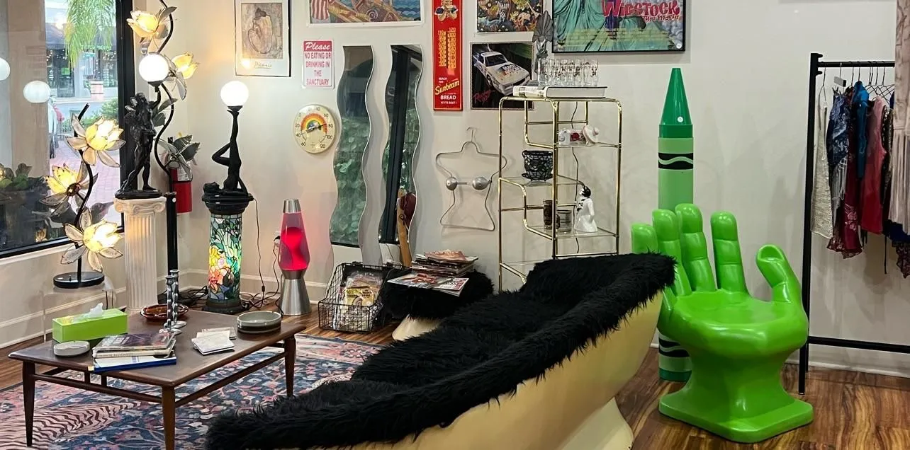 Store Image