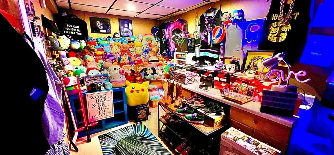 Store Image