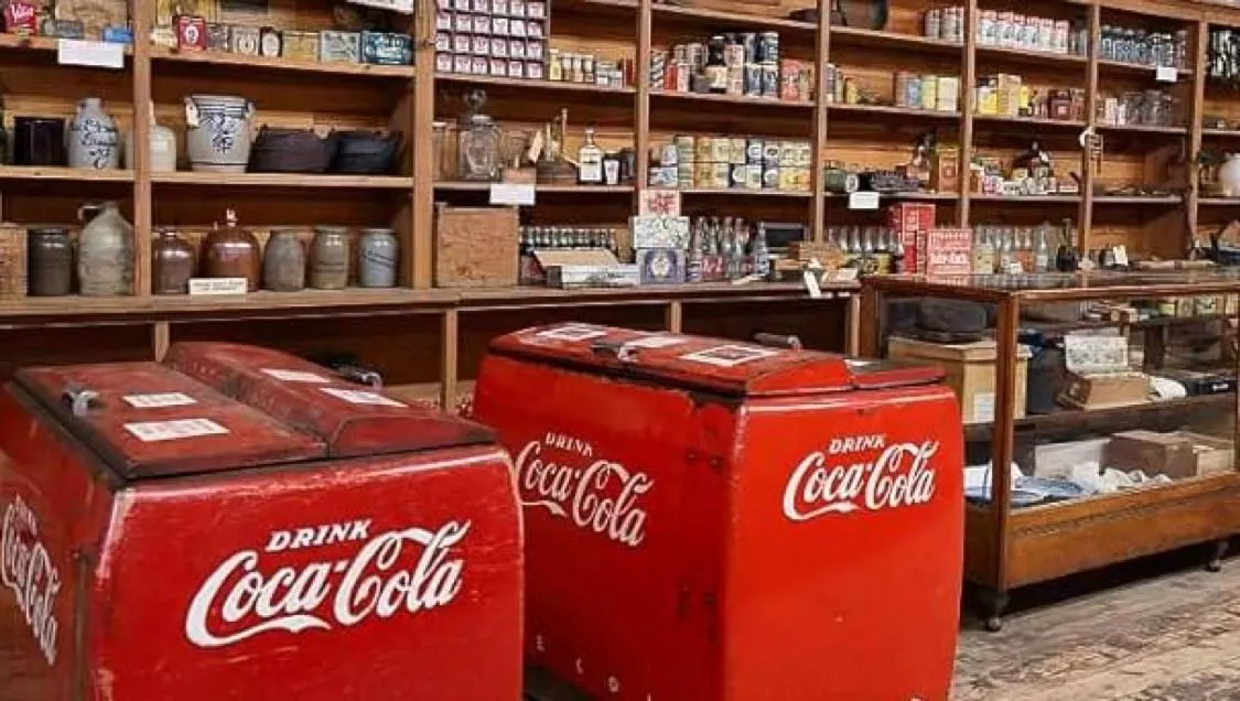 Store Image
