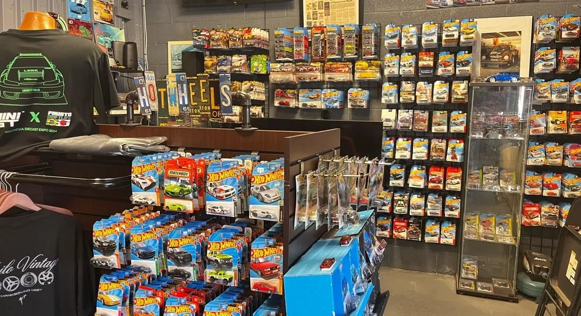 Store Image