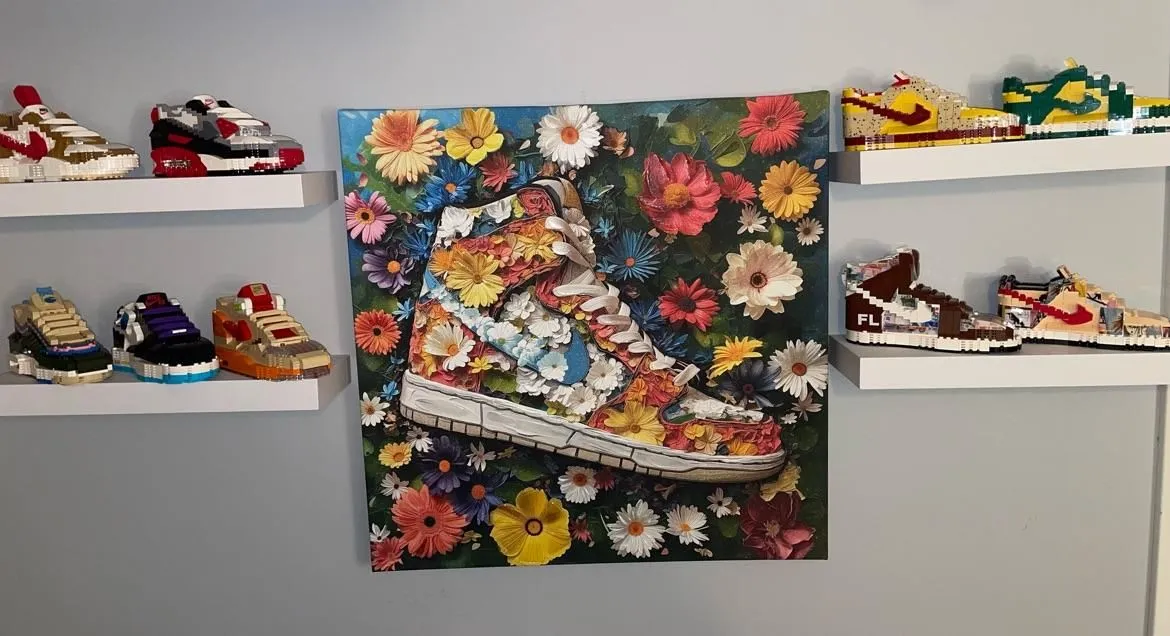 Store Image
