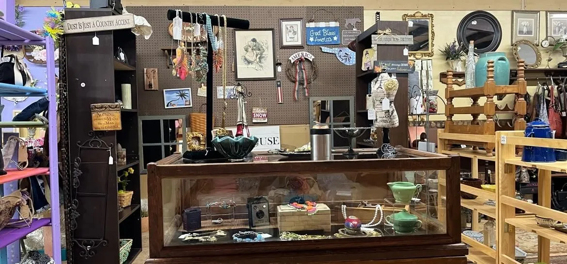 Store Image