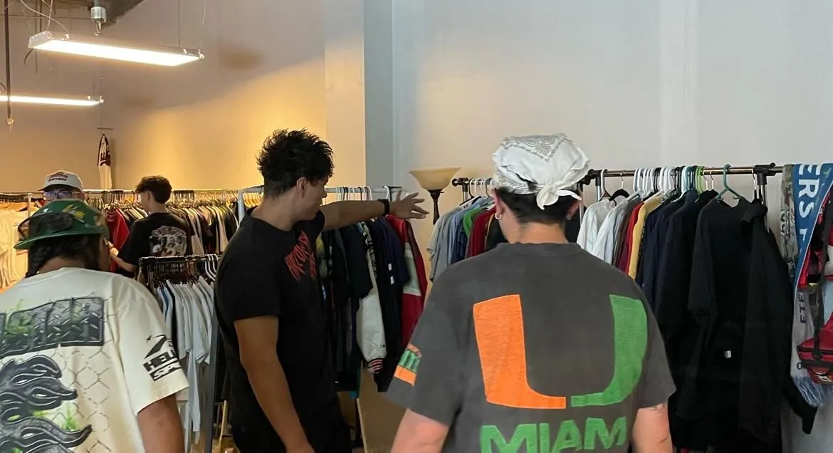 Store Image