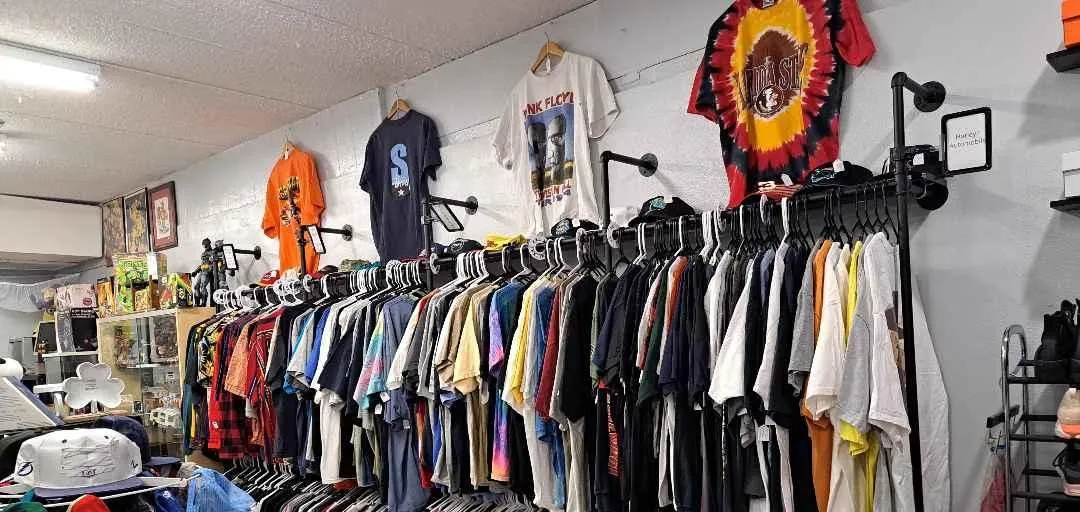 Store Image