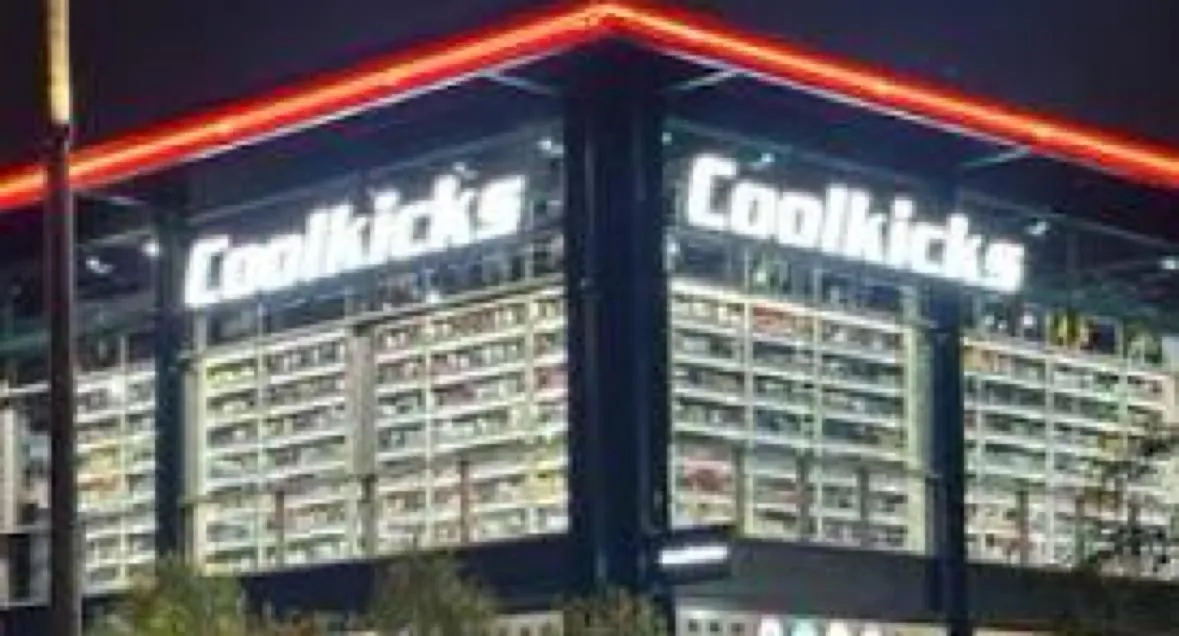 Store Image